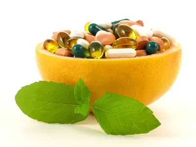 What vitamins and supplements help relieve pain
