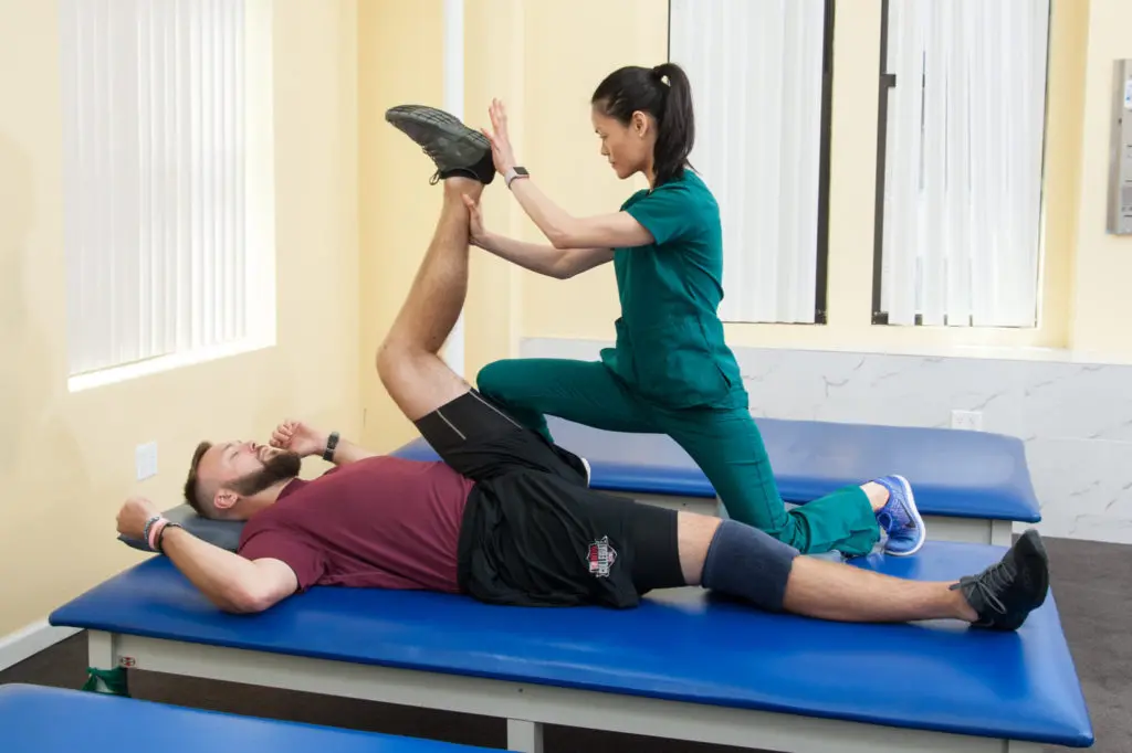 our physical therapy services in our manhattan clinic